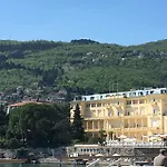 Ana Διαμέρισμα *
