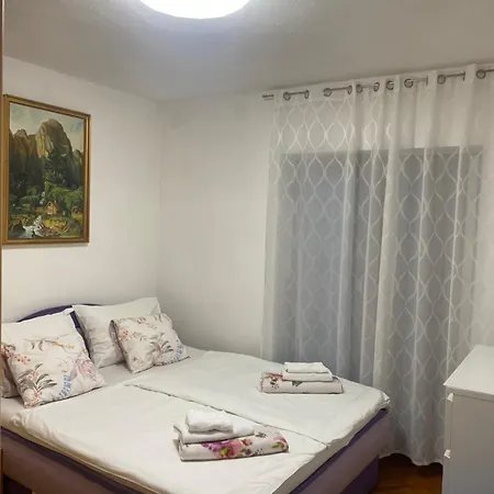 Ana Apartament *